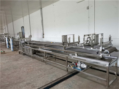 降低豆腐皮生產(chǎn)成本需要從哪些方面入手?首先是從豆腐皮機(jī)開始